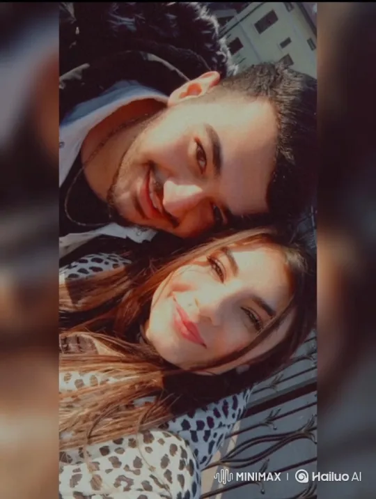 Family Reunion: Candid Moments of Joy – AI Generated Video | Hailuo AI