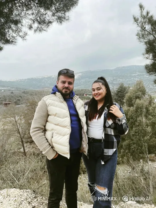 Family Embrace Captured in Warm Evening Light – AI Generated Video | Hailuo AI