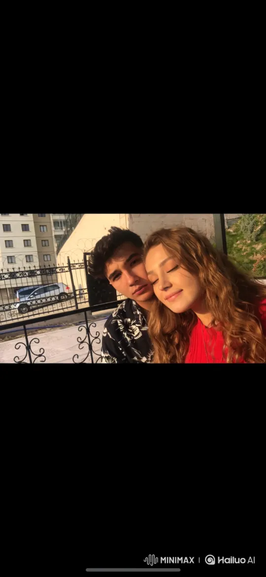 Family Affection Captured on iPhone Video – AI Generated Video | Hailuo AI