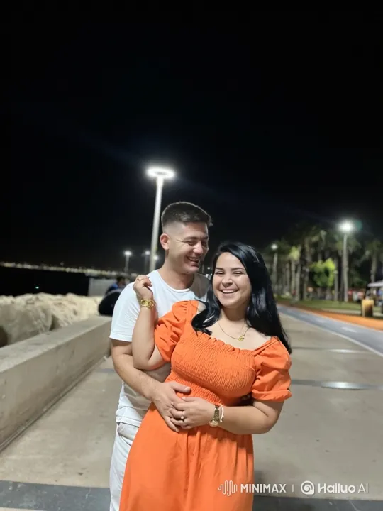Family Embrace Captured on Summer Evening – AI Generated Video | Hailuo AI
