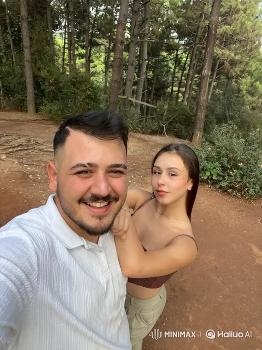 Couple and Daughter Embrace Under Party Lights – AI Generated Video | Hailuo AI