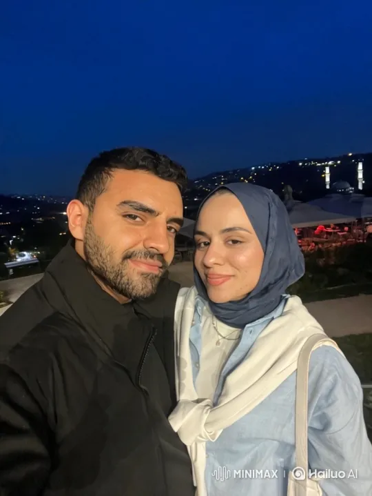 Family Embrace Captures Moment of Love – AI Generated Video | Hailuo AI