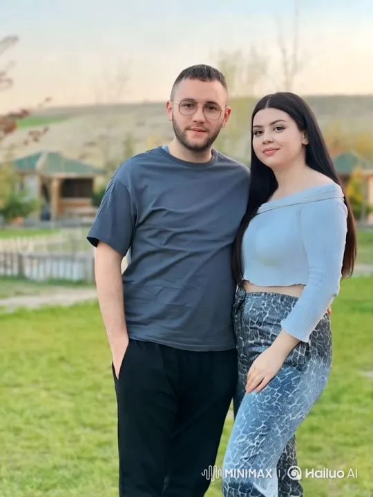 Young Family's Heartwarming Summer Moment Captured on iPhone – AI Generated Video | Hailuo AI