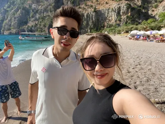 Family Embrace Captured in Intimate Night Scene – AI Generated Video | Hailuo AI