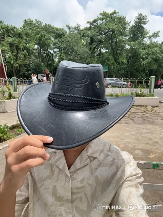 From Cowboy Hat to Earth from Space: A Zoom Journey – AI Generated Video | Hailuo AI