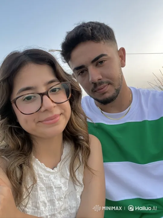 Family Embraces in Warm Summer Evening – AI Generated Video | Hailuo AI