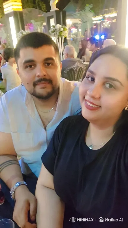 Family Reunion at Summer Event Captured on iPhone – AI Generated Video | Hailuo AI