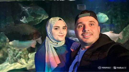 Family Embraces in Heartfelt Summer Evening Scene – AI Generated Video | Hailuo AI