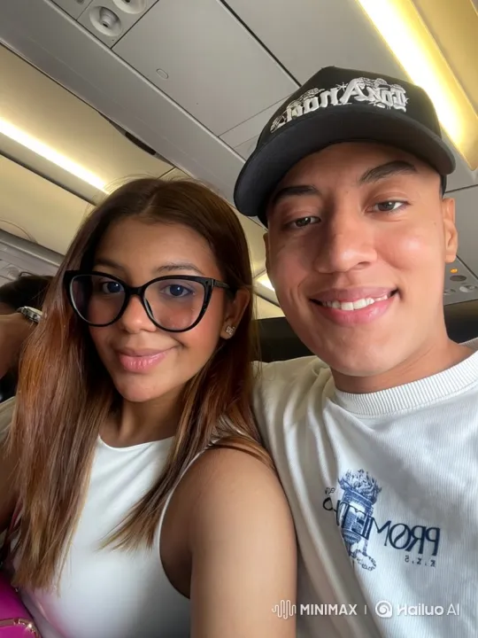 Family Bonding in an Airplane Cabin – AI Generated Video | Hailuo AI