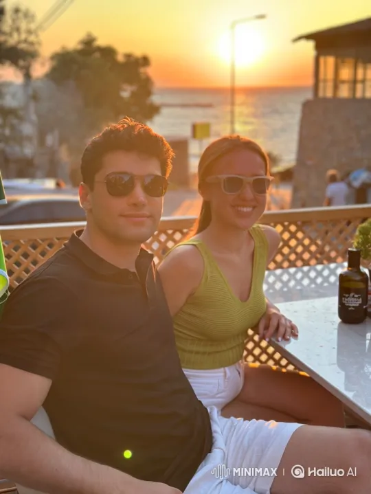 Family Reunion: Golden Sunset Hug – AI Generated Video | Hailuo AI