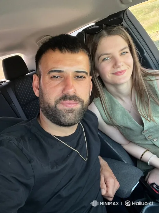 Family Embrace Captured in a Heartwarming Video – AI Generated Video | Hailuo AI