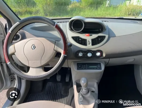 Woman Drives Car, Expertly Shifts Gears – AI Generated Video | Hailuo AI