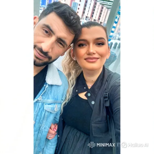 Family Embrace Captured in Intimate Vertical Video – AI Generated Video | Hailuo AI