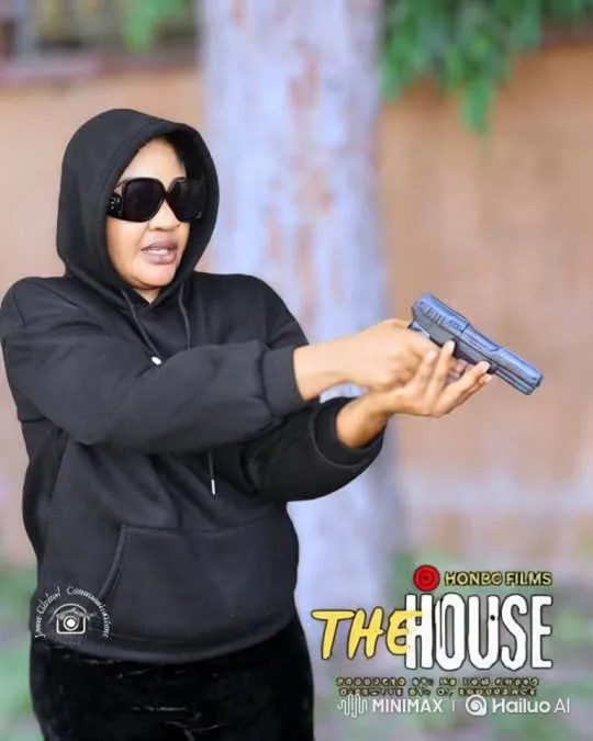 Ghetto Queen Protects Girls from Oppressors – AI Generated Video | Hailuo AI