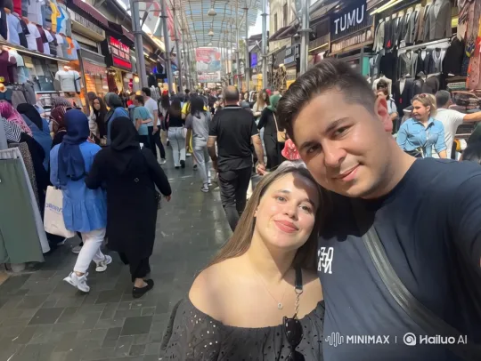 Family Moment Captured on a Summer Evening – AI Generated Video | Hailuo AI