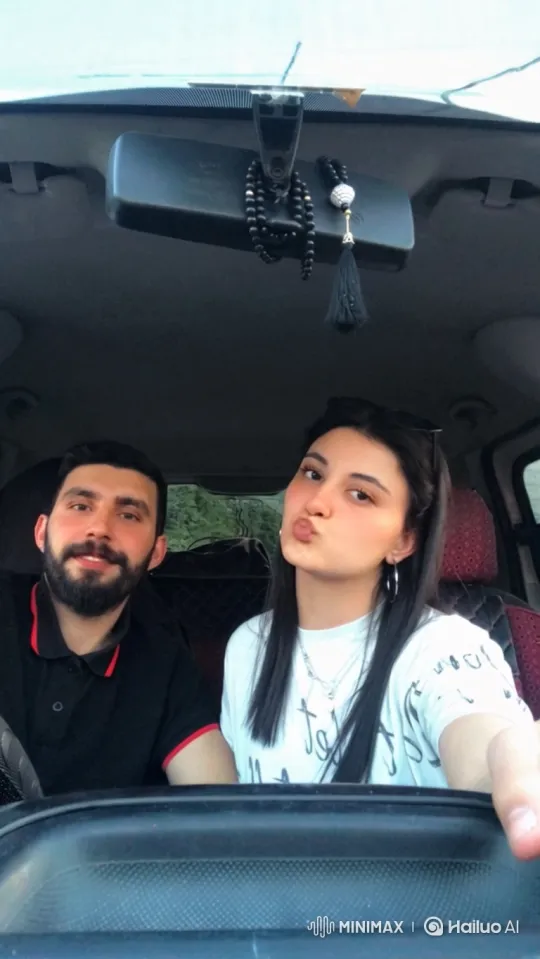 Family Embraces in Summer Evening's Glow – AI Generated Video | Hailuo AI