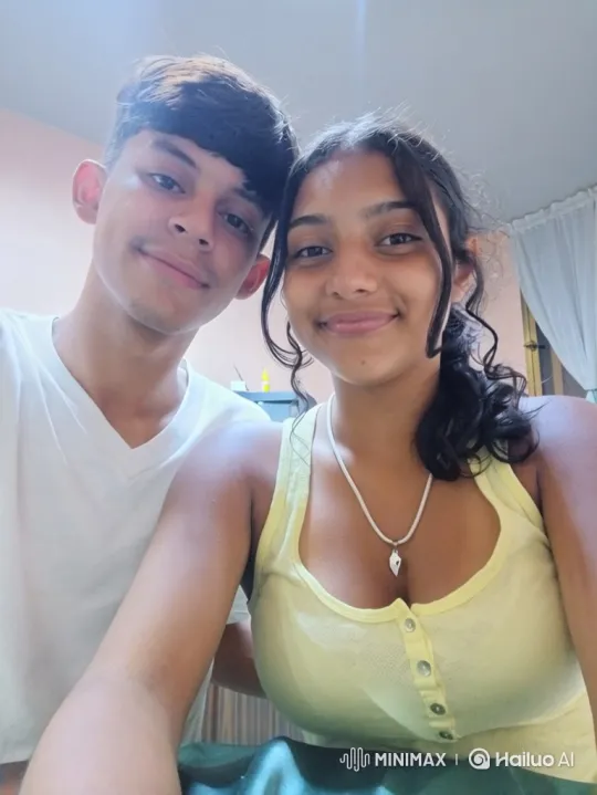 Family Moment Captured: Couple and Child's Quiet Joy – AI Generated Video | Hailuo AI