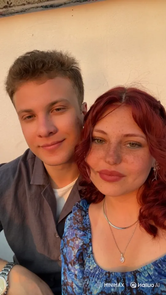 Young Family's Joyful Outdoor Embrace Captured – AI Generated Video | Hailuo AI