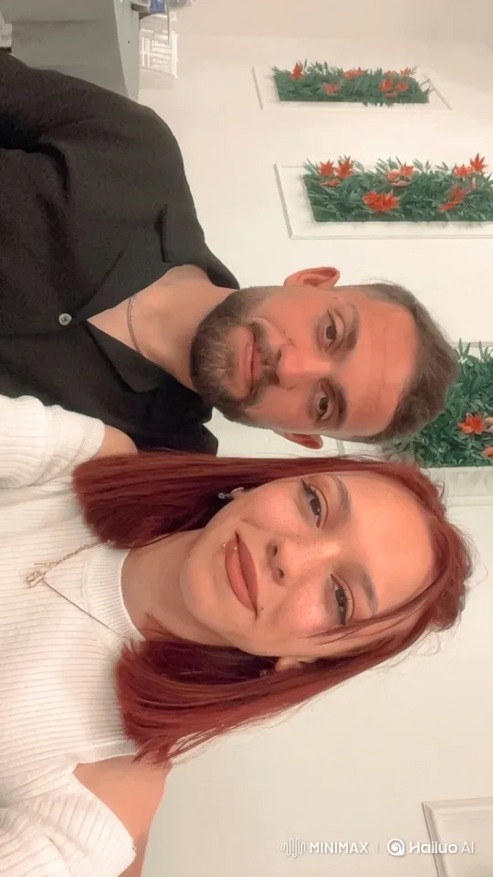 Family Reunion: Intimate Summer Evening Embrace – AI Generated Video | Hailuo AI