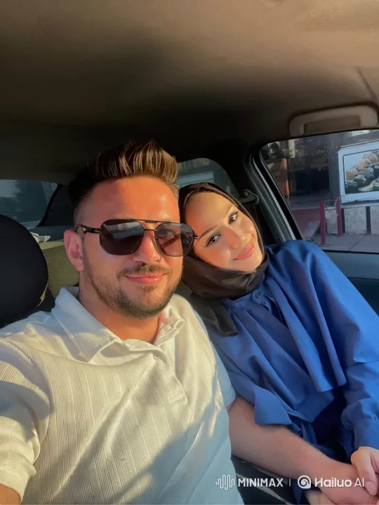 Family Embraces on Summer Evening Bench – AI Generated Video | Hailuo AI