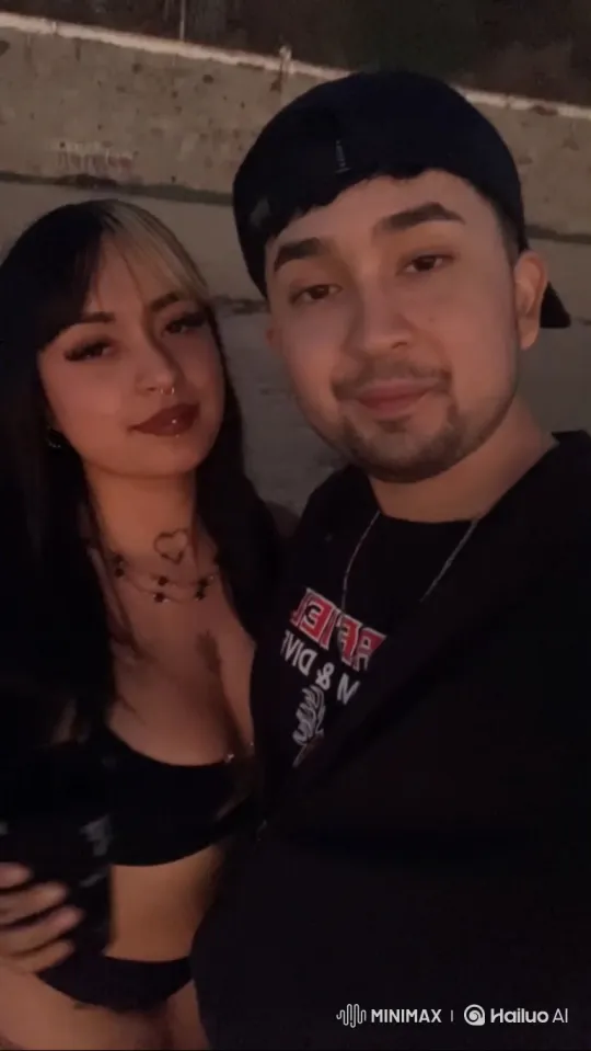 Family Portrait: Couple and Daughter's Loving Moment – AI Generated Video | Hailuo AI