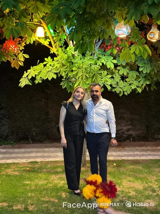 Family Embrace Captured in Intimate Night Scene – AI Generated Video | Hailuo AI