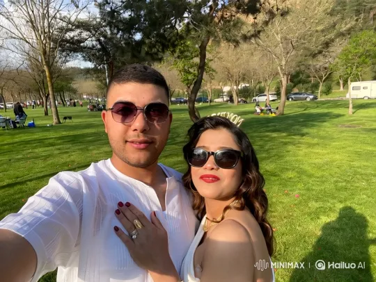 Couple and Child Embrace in Sunny Park – AI Generated Video | Hailuo AI