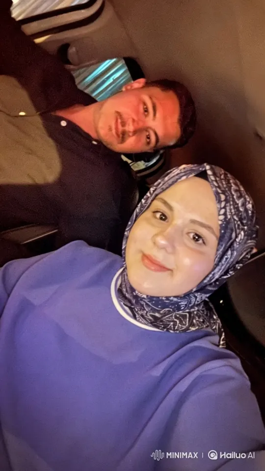 Family Embrace Captured on Summer Evening – AI Generated Video | Hailuo AI