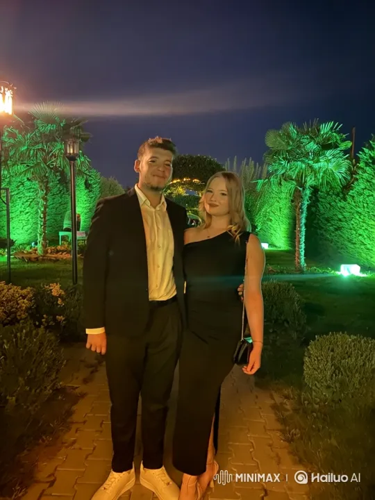 Family Embrace Captured on Candid Summer Night – AI Generated Video | Hailuo AI