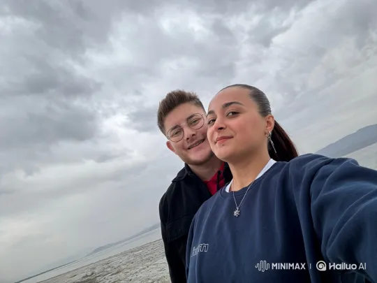 Couple and Daughter's Joyful Reunion on a Summer Evening – AI Generated Video | Hailuo AI