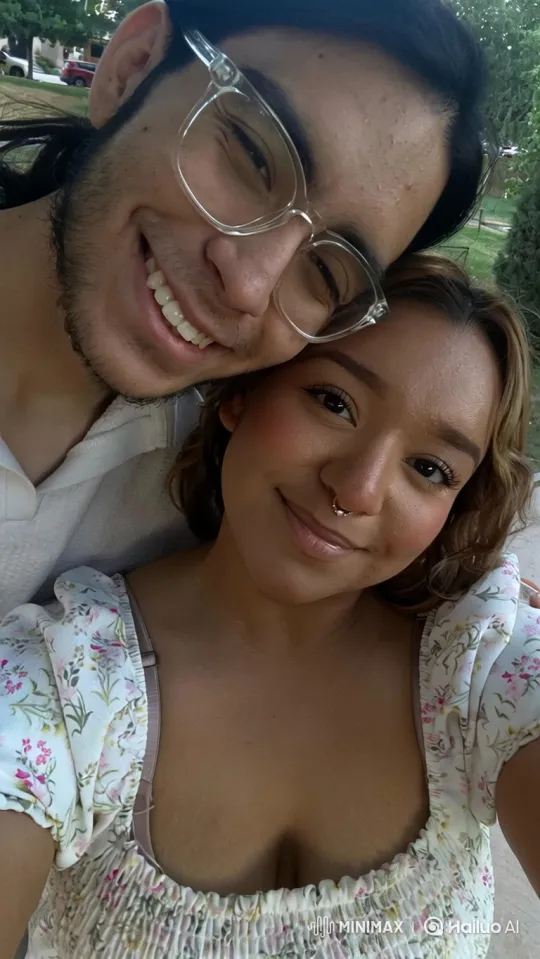 Family Embrace in the Park Captured on Video – AI Generated Video | Hailuo AI
