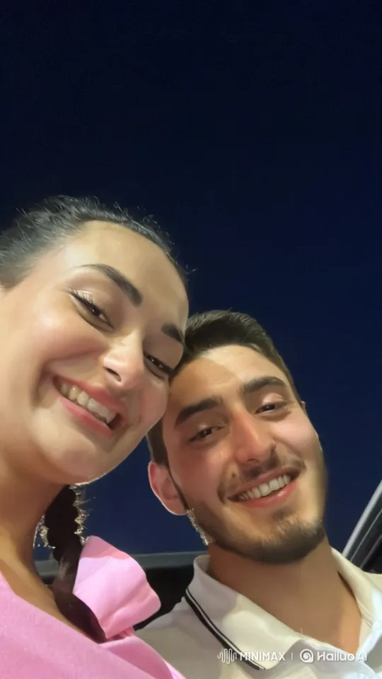 Family Happiness: Couple and Daughter's Loving Embrace – AI Generated Video | Hailuo AI