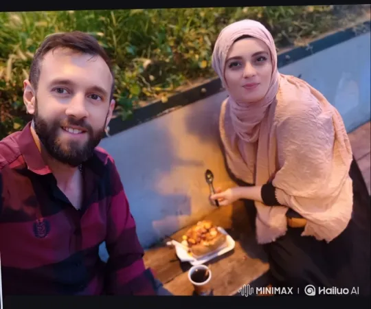 Family Bonds: Outdoor Bench Portrait – AI Generated Video | Hailuo AI