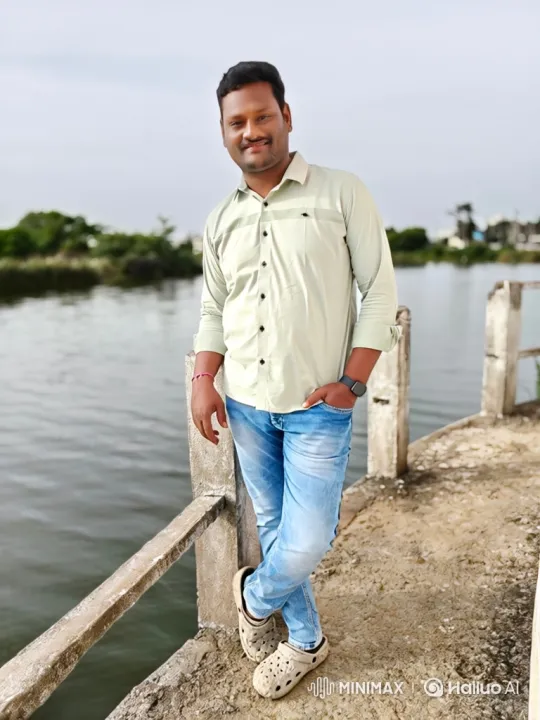 Indian Prime Minister Narendra Modi Meets Man on Pier – AI Generated Video | Hailuo AI