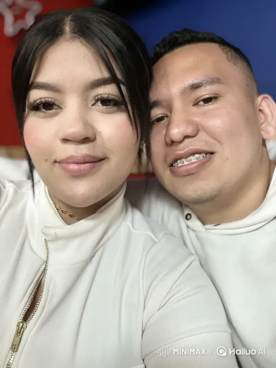Couple and Daughter Embrace in Intimate Family Moment – AI Generated Video | Hailuo AI