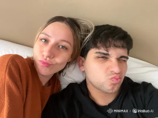 Family Bonding Moment Captured in Realistic Animation – AI Generated Video | Hailuo AI