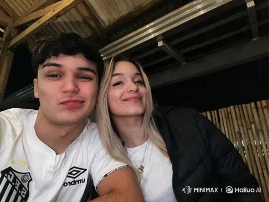 Family Embrace Captured in Vertical Video – AI Generated Video | Hailuo AI