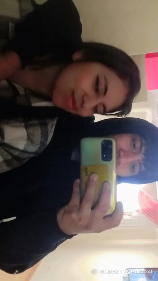 Young Couple Reflects in Intimate Mirror Selfie – AI Generated Video | Hailuo AI