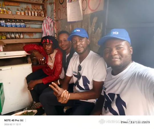 Friendly Selfie Turns Into Violent Confrontation – AI Generated Video | Hailuo AI