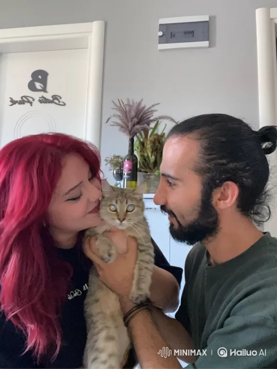 Family Reunion: Summer Evening Intimacy and Joy – AI Generated Video | Hailuo AI