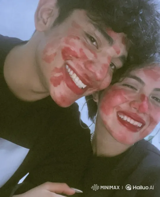 Young Family's Playful Lipstick Moment Captured on Video – AI Generated Video | Hailuo AI