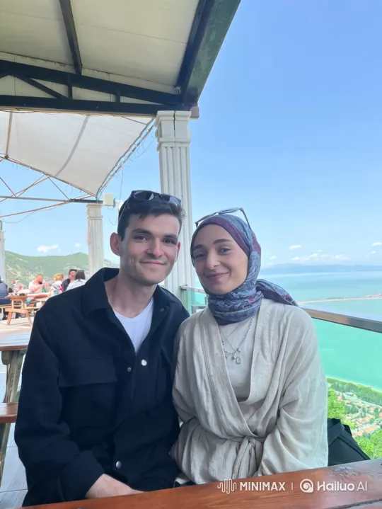 Family Reunion and Joyful Embrace at Scenic Overlook – AI Generated Video | Hailuo AI