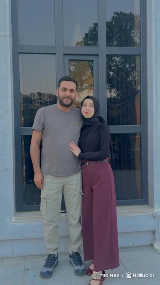 Family Embrace Captured in Summer Evening Video – AI Generated Video | Hailuo AI