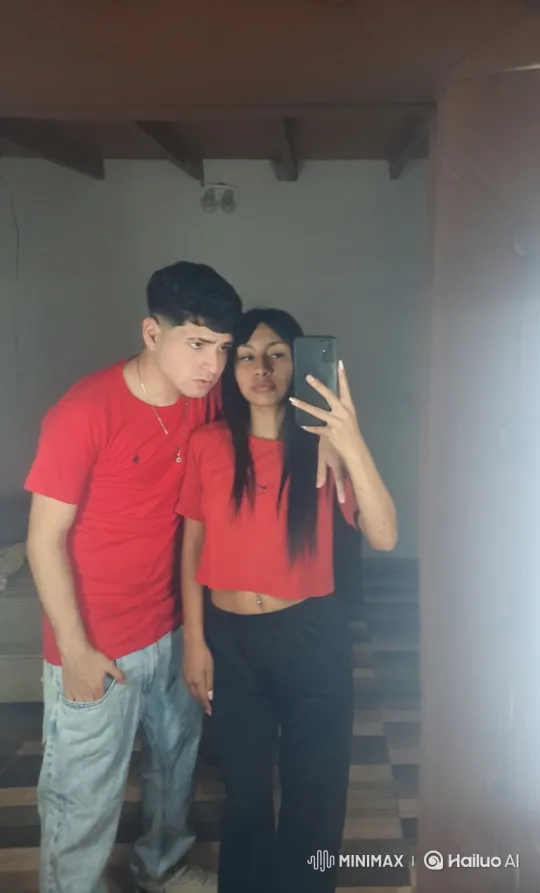 Family Love Captured in Intimate, Joyful Moment – AI Generated Video | Hailuo AI