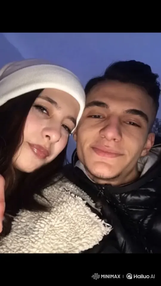 Family Embrace Captured on a Summer Evening – AI Generated Video | Hailuo AI