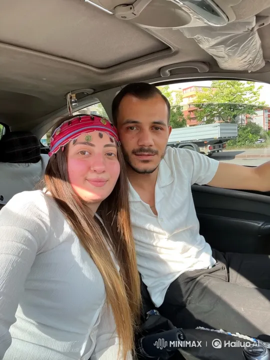 Young Family's Joyful Reunion Captured on Video – AI Generated Video | Hailuo AI
