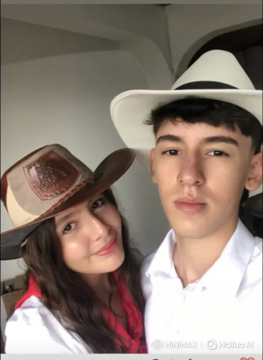 Young Family Shares Intimate Moment with Daughter – AI Generated Video | Hailuo AI