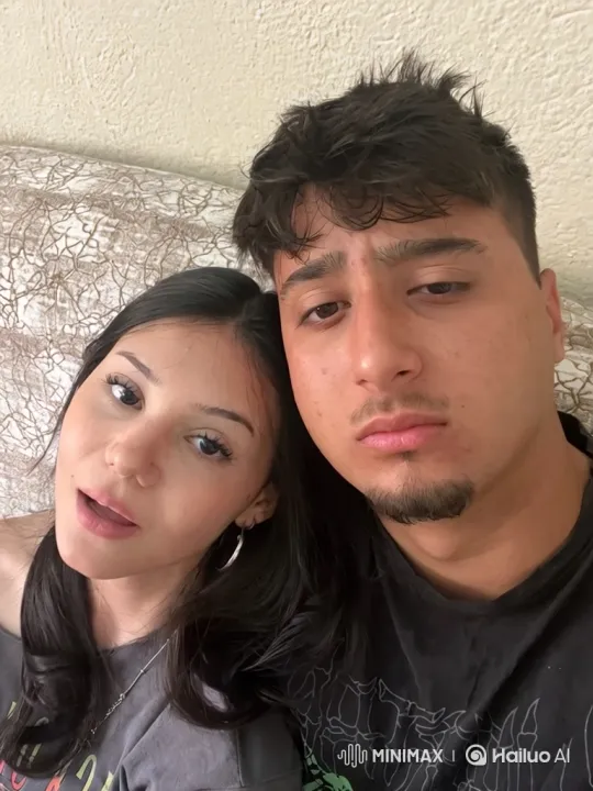 Family Portrait: Couple and Daughter's Loving Embrace – AI Generated Video | Hailuo AI