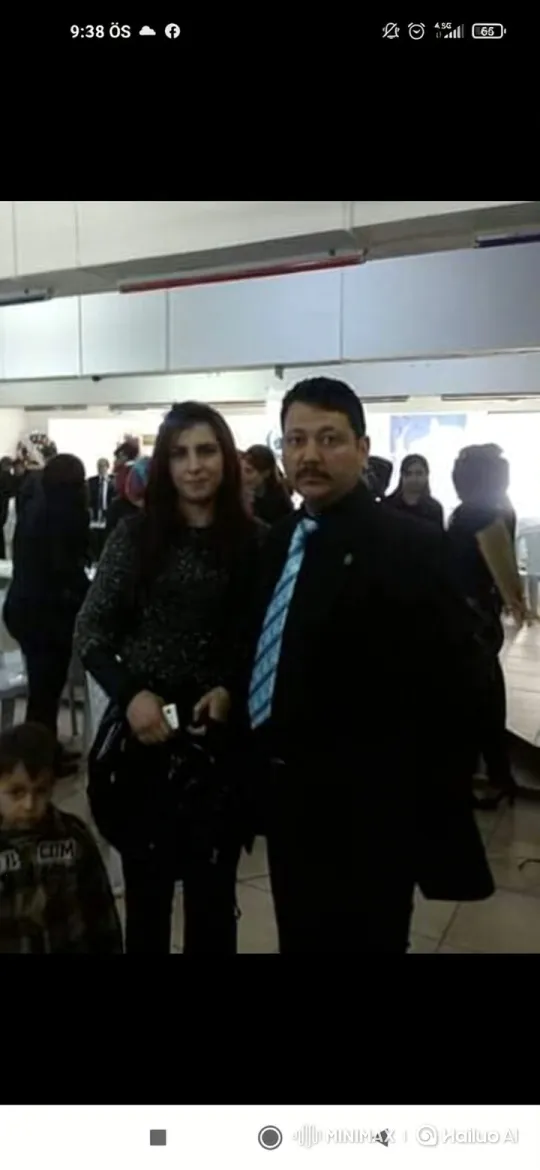 Family Reunion: Couple and Daughter's Loving Embrace – AI Generated Video | Hailuo AI