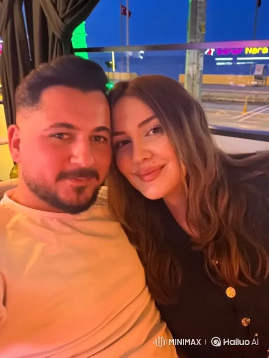 Family Embrace Captured on a Summer Evening – AI Generated Video | Hailuo AI